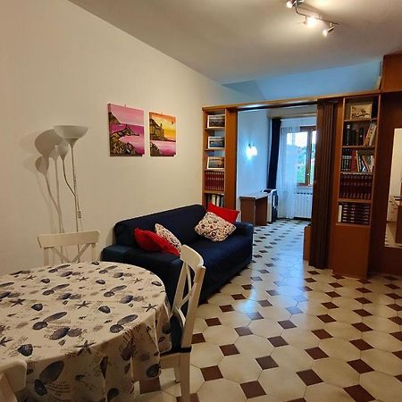 Апартаменти La Casa Fra Gli Ulivi Леричі Екстер'єр фото